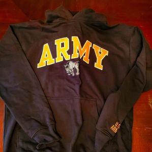 Amry blacked out pull over size Med